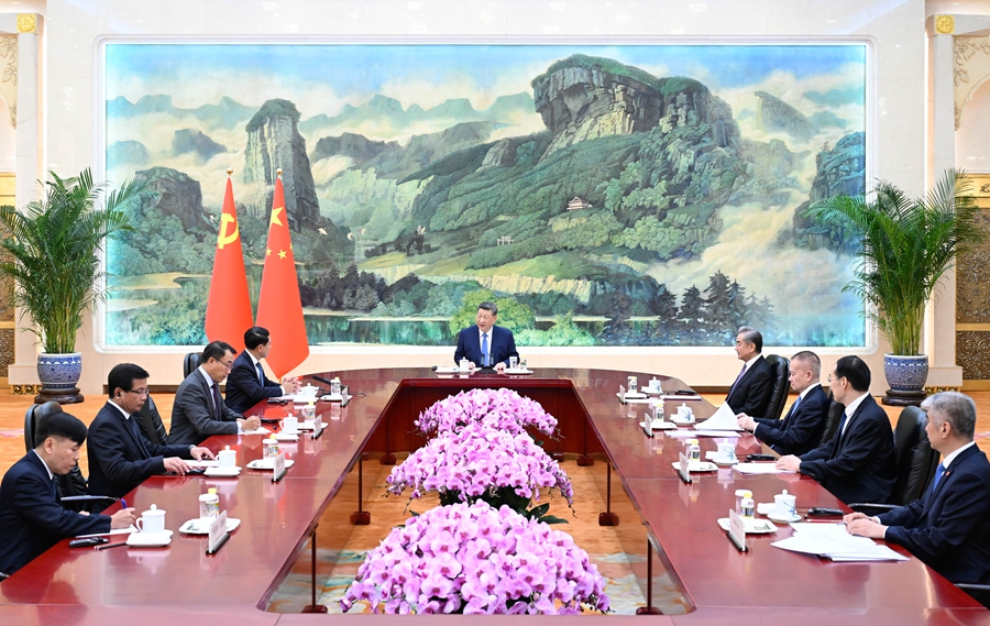 习近平会见老挝人民革命党中央总书记、国家主席特使沙伦赛-新华网